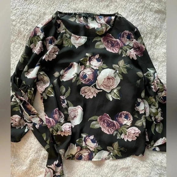 Streetwear Society floral blouse - Picture 2 of 5